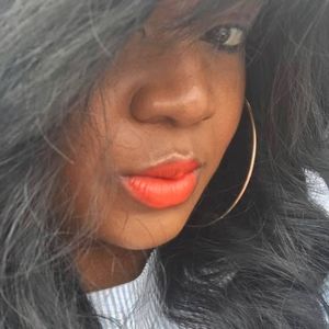 Meet your Posher, Toshowia